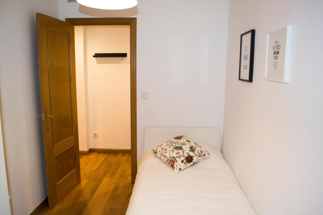 Apartamenticos Torrenueva I Zaragoza Luaran gambar