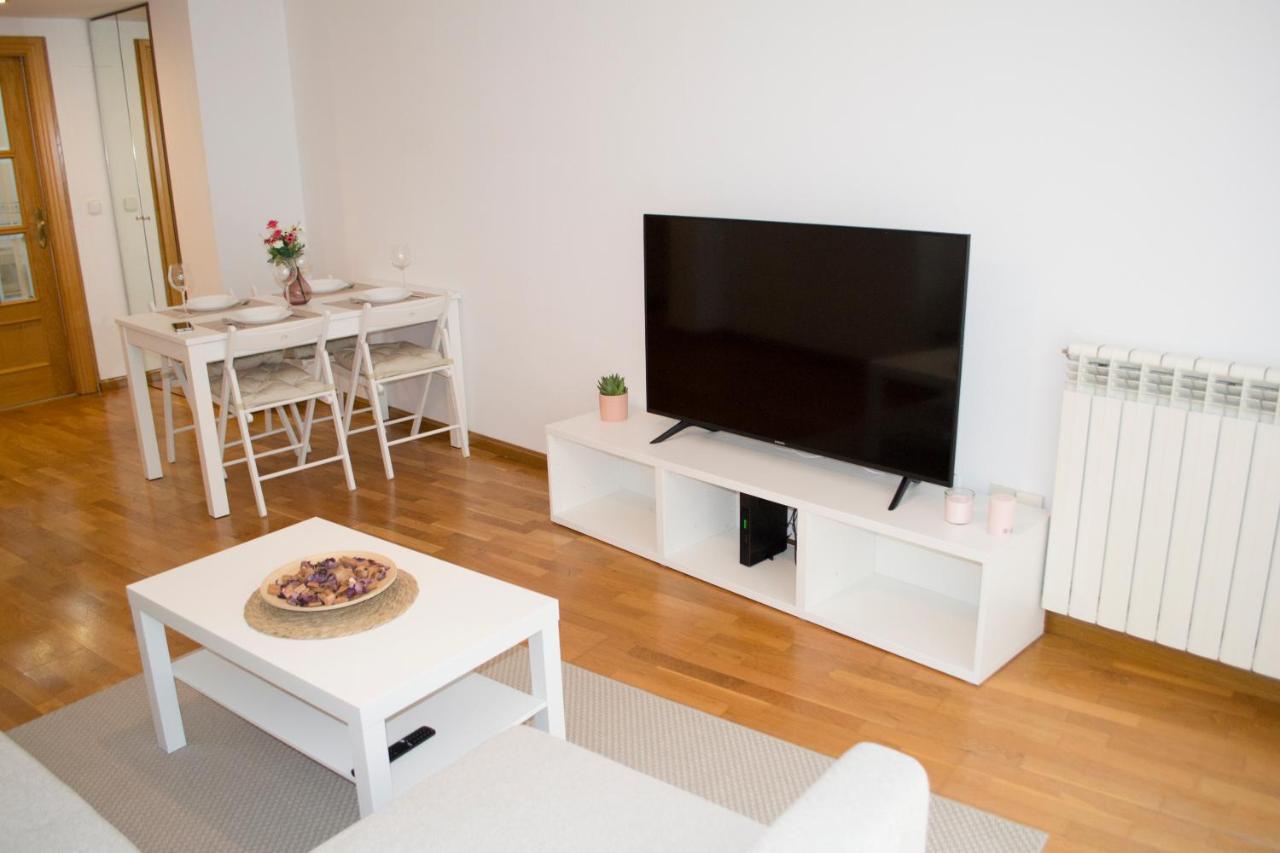 Apartamenticos Torrenueva I Zaragoza Luaran gambar