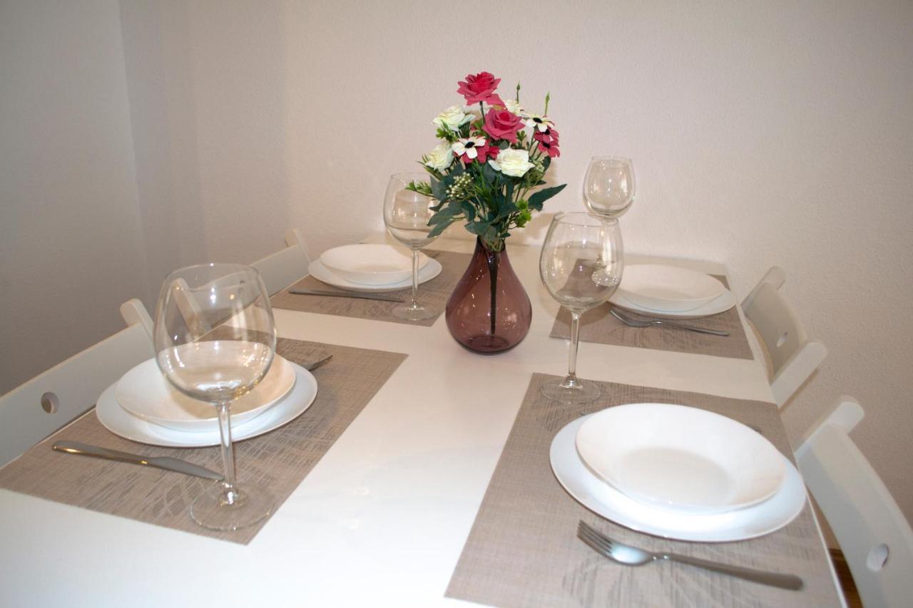 Apartamenticos Torrenueva I Zaragoza Luaran gambar