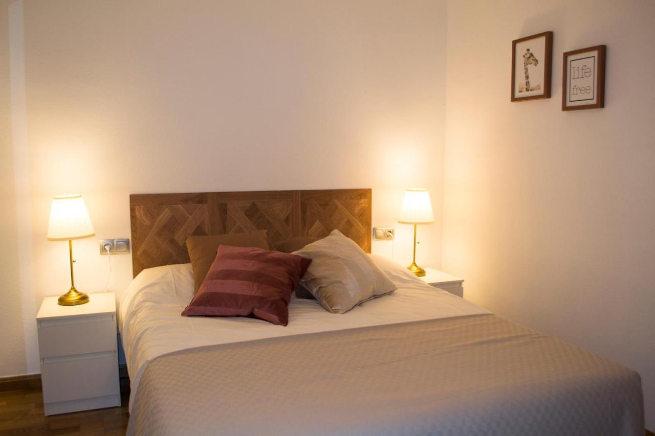 Apartamenticos Torrenueva I Zaragoza Luaran gambar